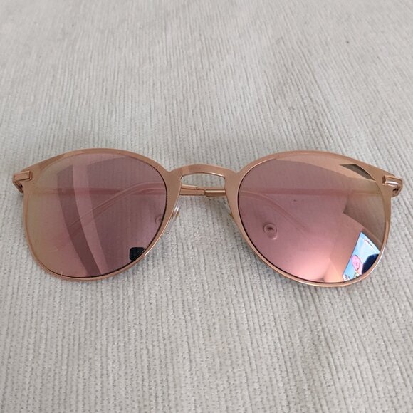Dazzling Rose Gold, Foster Grant Women's Sunglasses, 56mm US - Picture 4 of 4